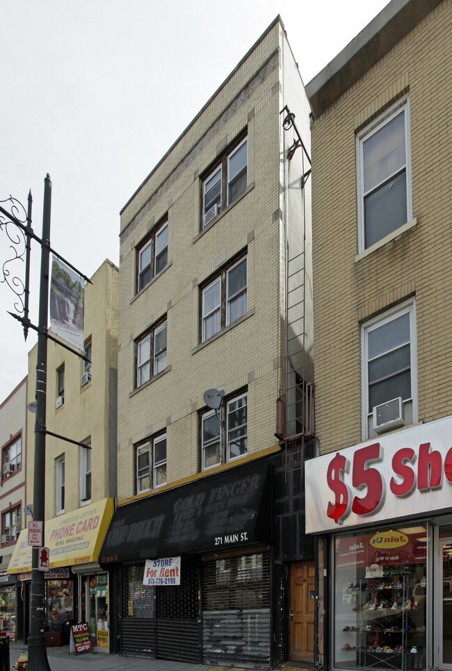 271 Main St