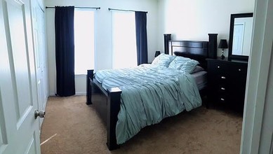 Taylor Bend Apartments in Chesapeake, VA - Building Photo - Building Photo