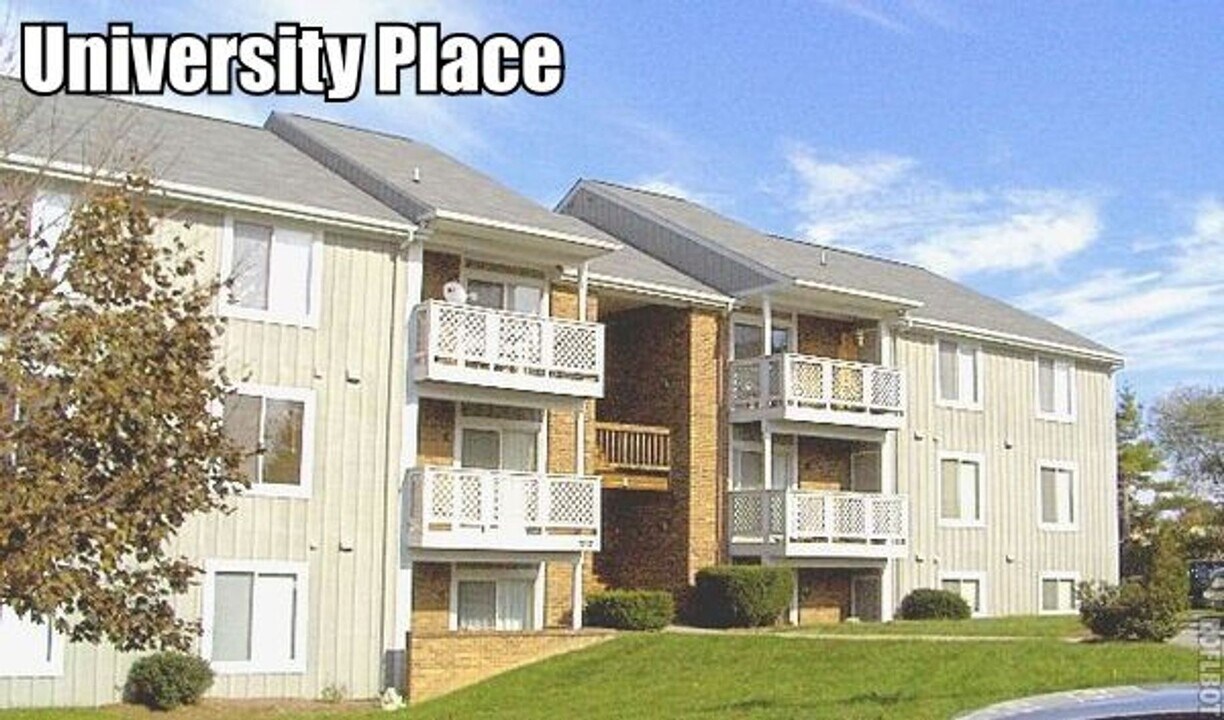 886 Claytor Square in Blacksburg, VA - Foto de edificio