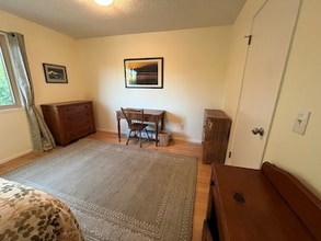 1421 Elm Dr in Novato, CA - Building Photo - Building Photo