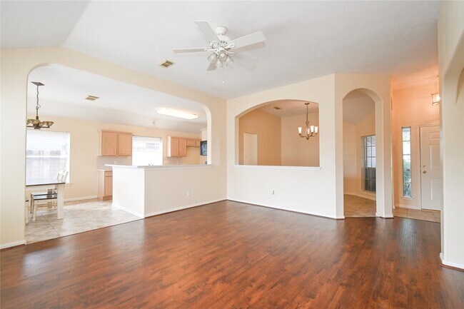 12615 Orchard Summit Dr in Sugar Land, TX - Building Photo - Building Photo