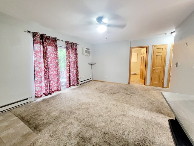 230 Circle Ave, Unit 5 in Forest Park, IL - Foto de edificio - Building Photo