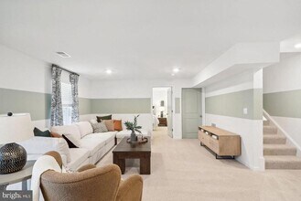 124 Woodford Dr in Stephens City, VA - Building Photo - Building Photo