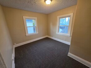 423 Cypress Ave in Akron, OH - Building Photo - Building Photo