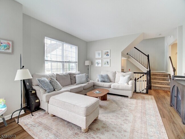 35 Brock Ln in Hackettstown, NJ - Building Photo - Building Photo