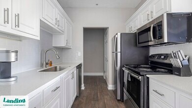 100 Crossing Blvd, Unit 710 in Mcdonough, GA - Foto de edificio - Building Photo