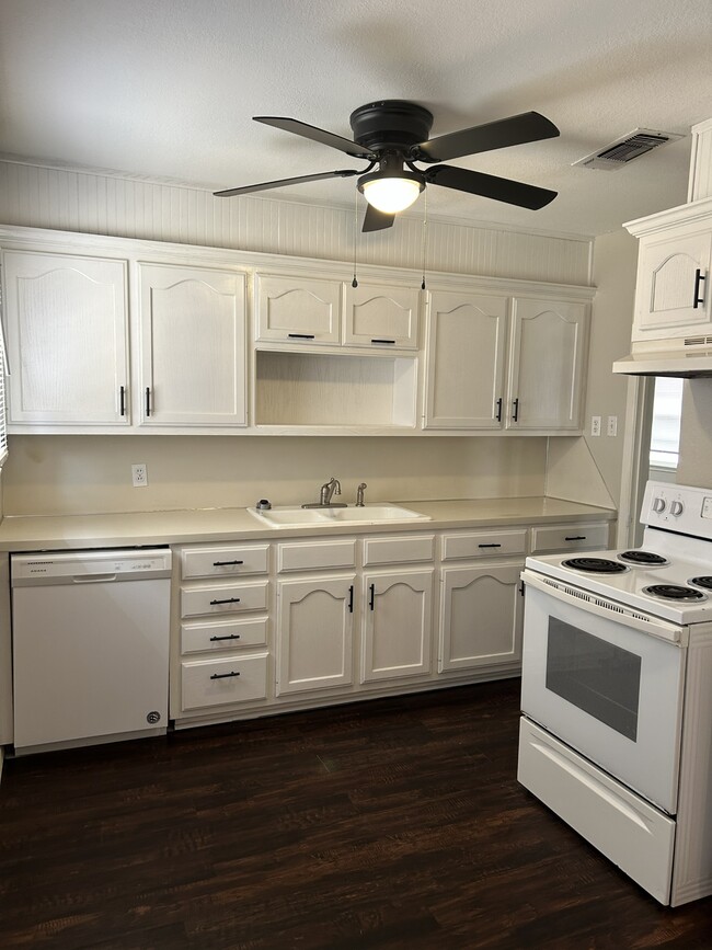 1618 Mt Washington Rd in Ardmore, OK - Building Photo - Building Photo