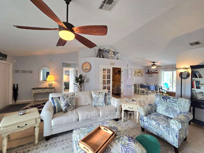 2507 Embers Pkwy W in Cape Coral, FL - Building Photo