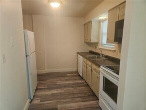 909 Chapel Rd in Monaca, PA - Building Photo - Building Photo