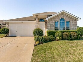 5900 Aloe Ct in Arlington, TX - Building Photo