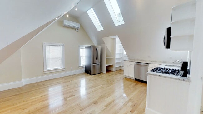 88 Morrison Ave, Unit 2L in Somerville, MA - Building Photo - Building Photo