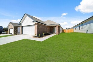 312 Mouflon Dr in Huntsville, TX - Building Photo