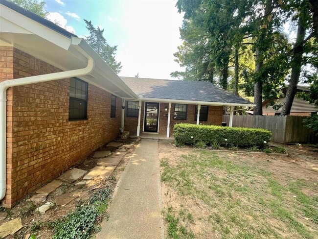 1626 Beverly Hills St in Norman, OK - Building Photo - Building Photo