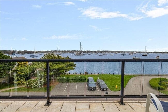 306 America in Newport, RI - Building Photo - Building Photo