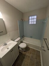 712 F Ave SE in Hickory, NC - Building Photo - Building Photo