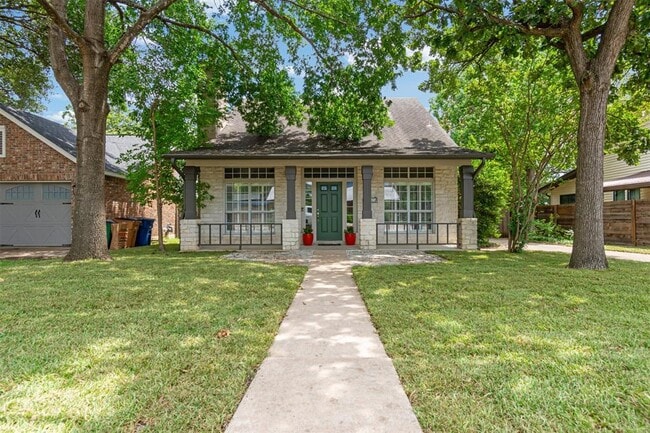 property at 2207 Shoalmont Dr