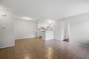 12901 Chromite St in Austin, TX - Building Photo