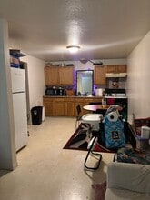 1071 Kathryn in Columbia, MO - Building Photo - Building Photo