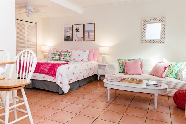 516 28th St in West Palm Beach, FL - Building Photo - Building Photo