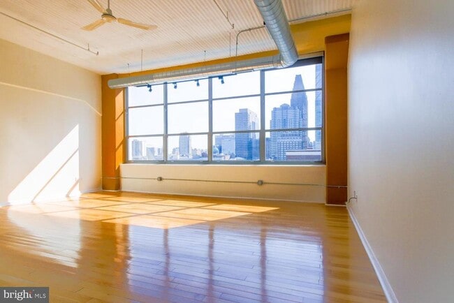 2200 Arch St in Philadelphia, PA - Building Photo - Building Photo