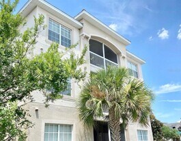 3301 Whitestone Cir in Kissimmee, FL - Building Photo
