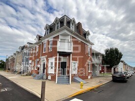 201 N Broad St in York, PA - Building Photo