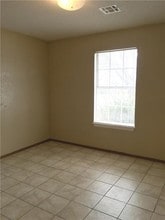 1571 Shannon St in Springdale, AR - Building Photo - Building Photo