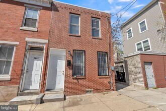 3609 Wallace St in Philadelphia, PA - Building Photo - Building Photo