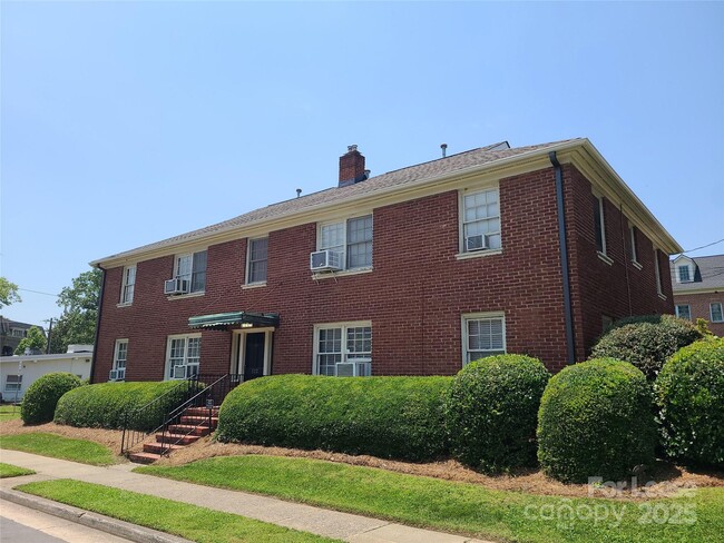 property at 522 Willoughby St