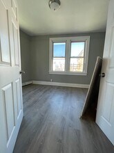 8 Rutgers Ave, Unit 5 in Jersey City, NJ - Building Photo - Building Photo