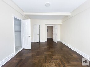 WEST 79 STREET in New York, NY - Foto de edificio - Building Photo