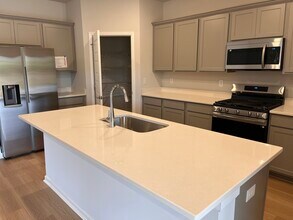 127 Willow Rose Ln in Madison, AL - Building Photo - Building Photo