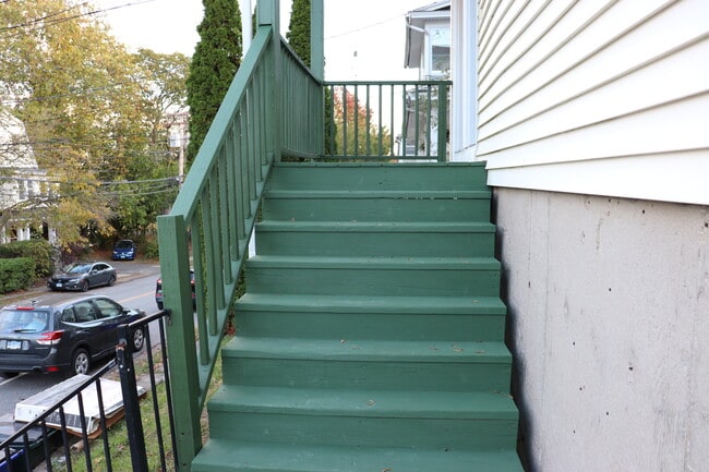 30 Riverside Dr, Unit 30 in Fairfield, CT - Building Photo - Building Photo