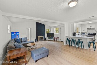 7059 Tynan Ave in Jacksonville, FL - Building Photo - Building Photo