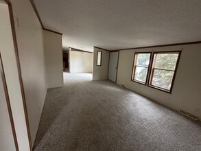 38 Dusty Trail in Battle Creek, MI - Building Photo - Building Photo