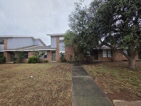4403 Crockett Ave in Midland, TX - Building Photo