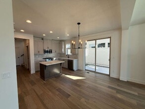 2300 E Valensole St in Meridian, ID - Building Photo - Building Photo