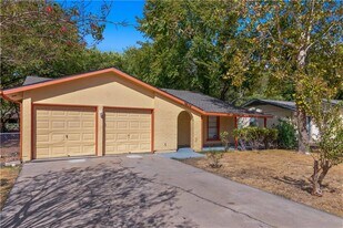 5604 Palo Blanco Ct in Austin, TX - Building Photo