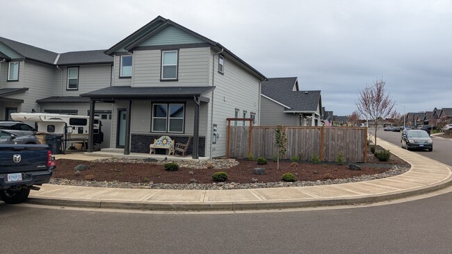 property at 643 NE Kerns Dr