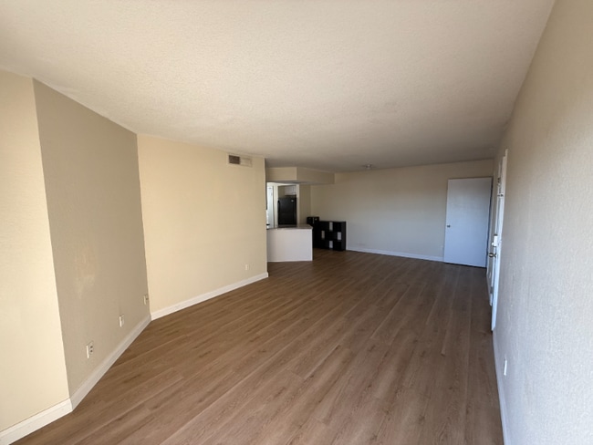 2228 N 52nd St, Unit 230 in Phoenix, AZ - Foto de edificio - Building Photo