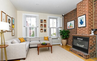 32 Irving St, Unit 1 in Boston, MA - Building Photo