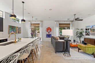 2105 Goodrich Ave in Austin, TX - Building Photo - Building Photo