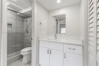 7847 Golf Cir Dr-Unit -111 in Margate, FL - Building Photo - Building Photo