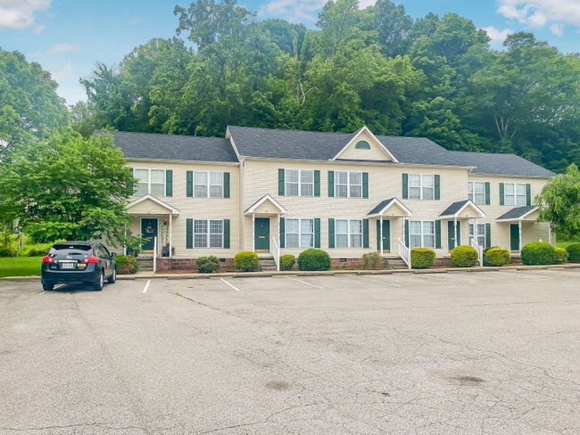 property at 2106 Shadyside Rd