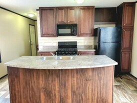 9399 Wharf Dr in Fair Haven, MI - Building Photo