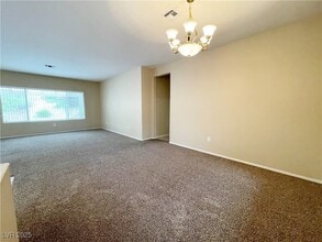 3056 Brownbirds Nest Dr in Henderson, NV - Foto de edificio - Building Photo