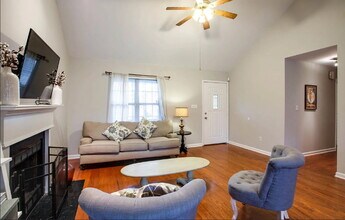 1713 Greenwood Ave in Nashville, TN - Building Photo - Building Photo