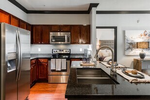 Grandea Lakemont in Richmond, TX - Building Photo