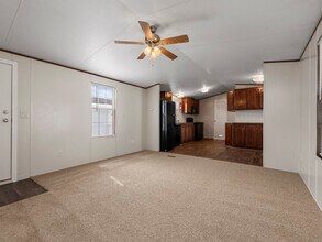 5110 Martinique Calle in Dickinson, TX - Foto de edificio - Building Photo
