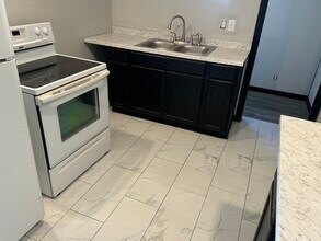 1111 1/2 Carleton St in Fairmont, WV - Foto de edificio - Building Photo